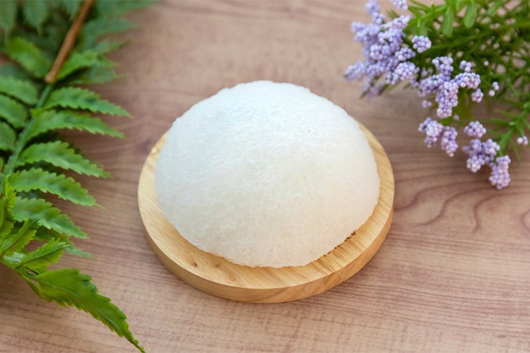 The Benefits of Using a Konjac Sponge